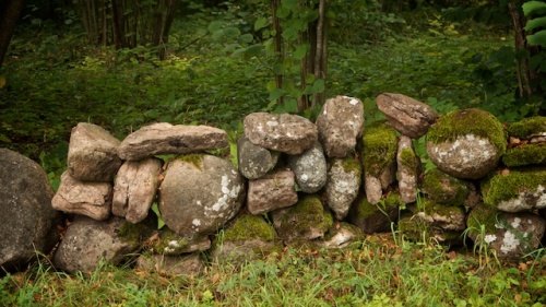 stone wall on Oland